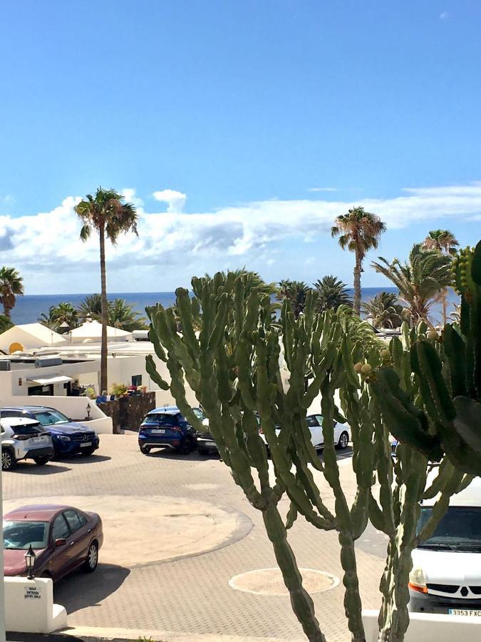 Cozzy Apartment Con Vista Al Mar Costa Teguise Exterior foto